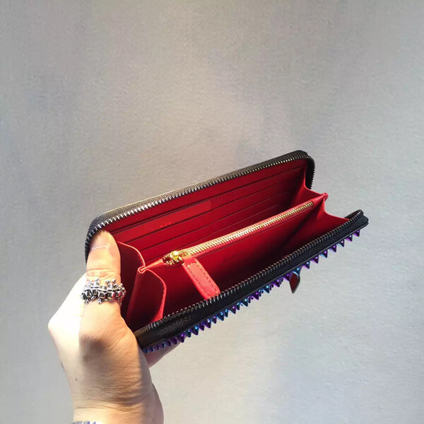 Christian Louboutin クリスチャン ルブタンコピー 15AW スタッズ長財布 ラウンドジップ SCARABE グラデーション ROSE-DIGIT/GD RED-BLUE